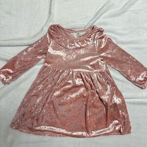 H&M toddler girls dress. Size 3/4T. Collar velvet dress